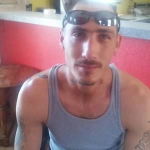 Meet your Posher, Chris